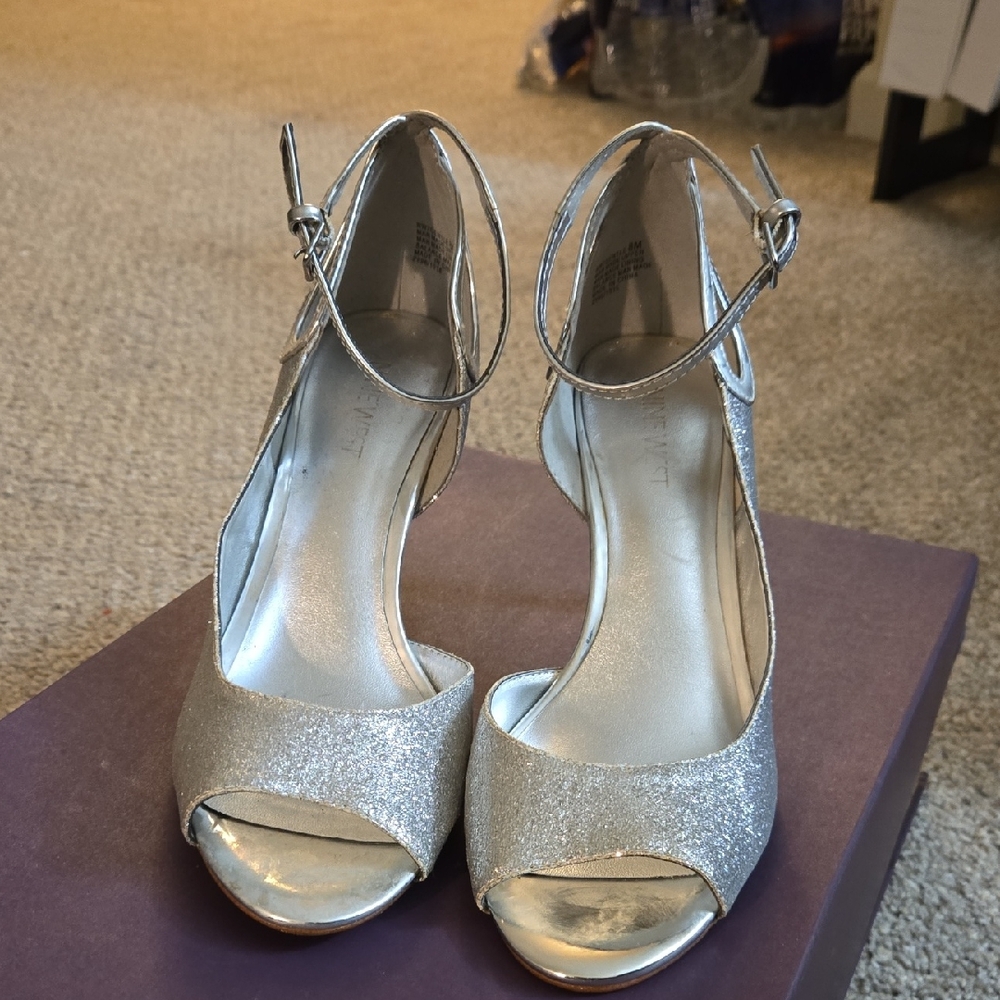 Nine West Glittering Silver Heels